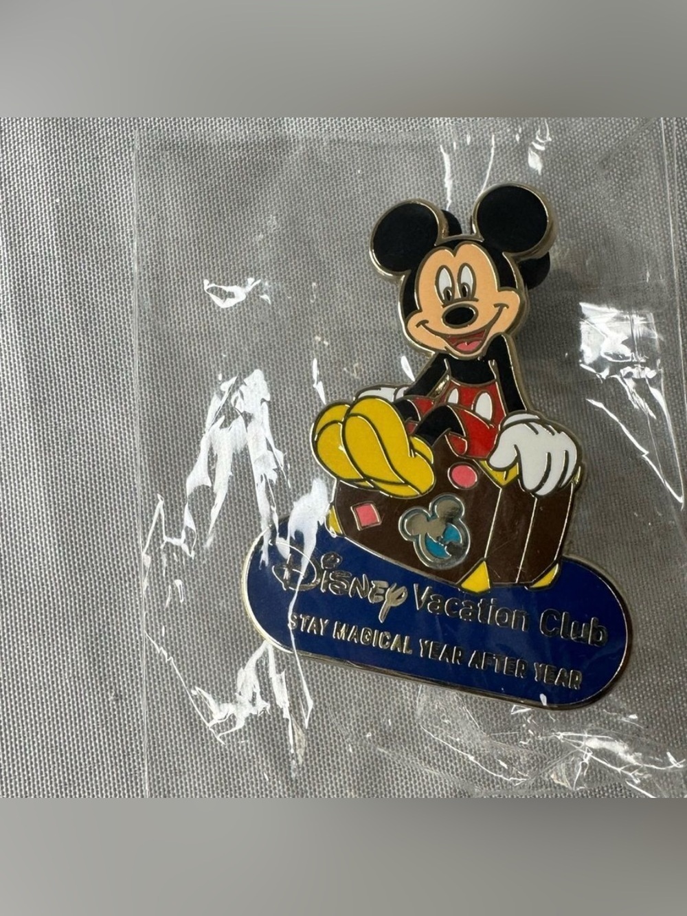 Disney Vacation Club "Mickey with Luggage" Limited Release Pin 2023
